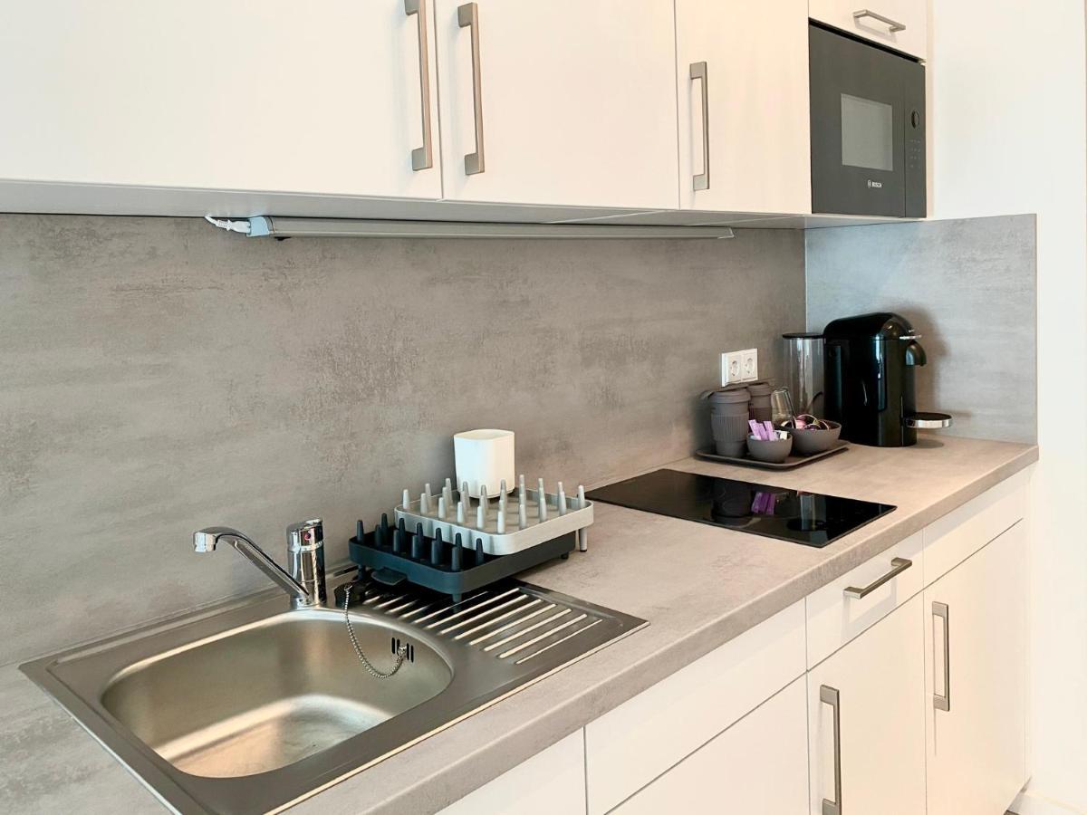 Modernes Apartment, Terrasse Und Garten Am Lilienthalpark Im Suedwesten Berlins 외부 사진