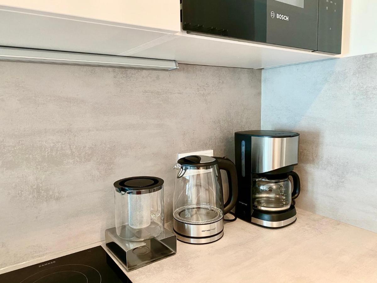 Modernes Apartment, Terrasse Und Garten Am Lilienthalpark Im Suedwesten Berlins 외부 사진