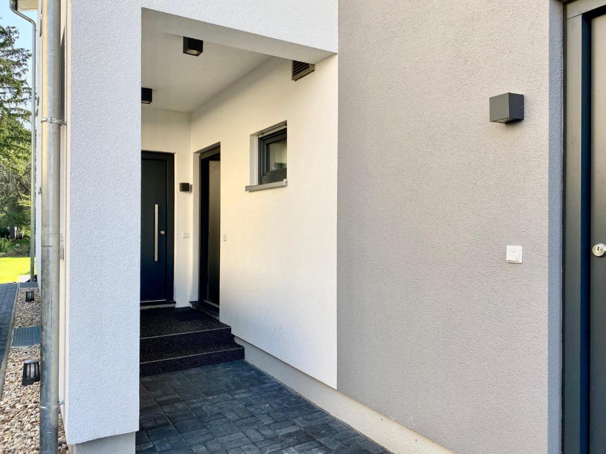 Modernes Apartment, Terrasse Und Garten Am Lilienthalpark Im Suedwesten Berlins 외부 사진