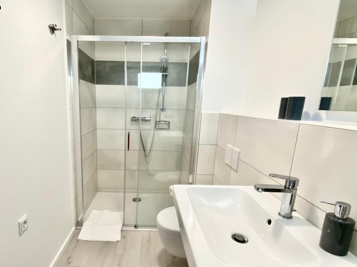 Modernes Apartment, Terrasse Und Garten Am Lilienthalpark Im Suedwesten Berlins 외부 사진