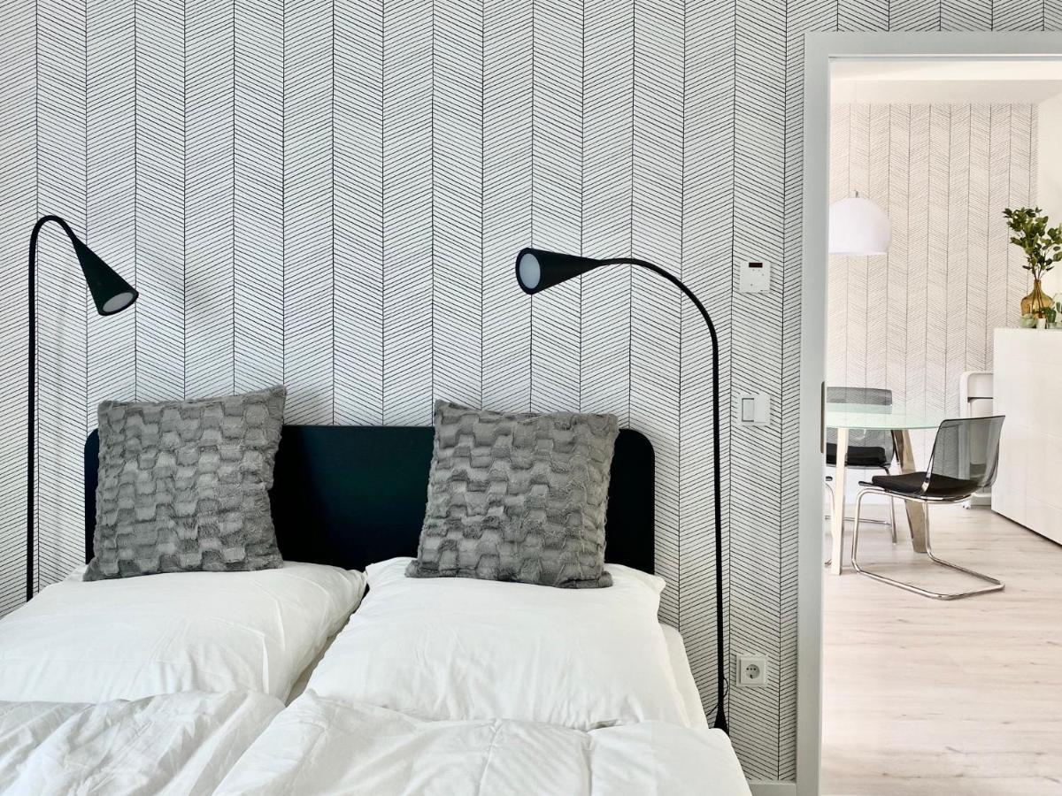 Modernes Apartment, Terrasse Und Garten Am Lilienthalpark Im Suedwesten Berlins 외부 사진